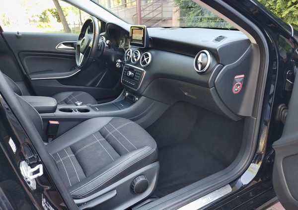 Mercedes-Benz Klasa A cena 85000 przebieg: 124000, rok produkcji 2015 z Katowice małe 106